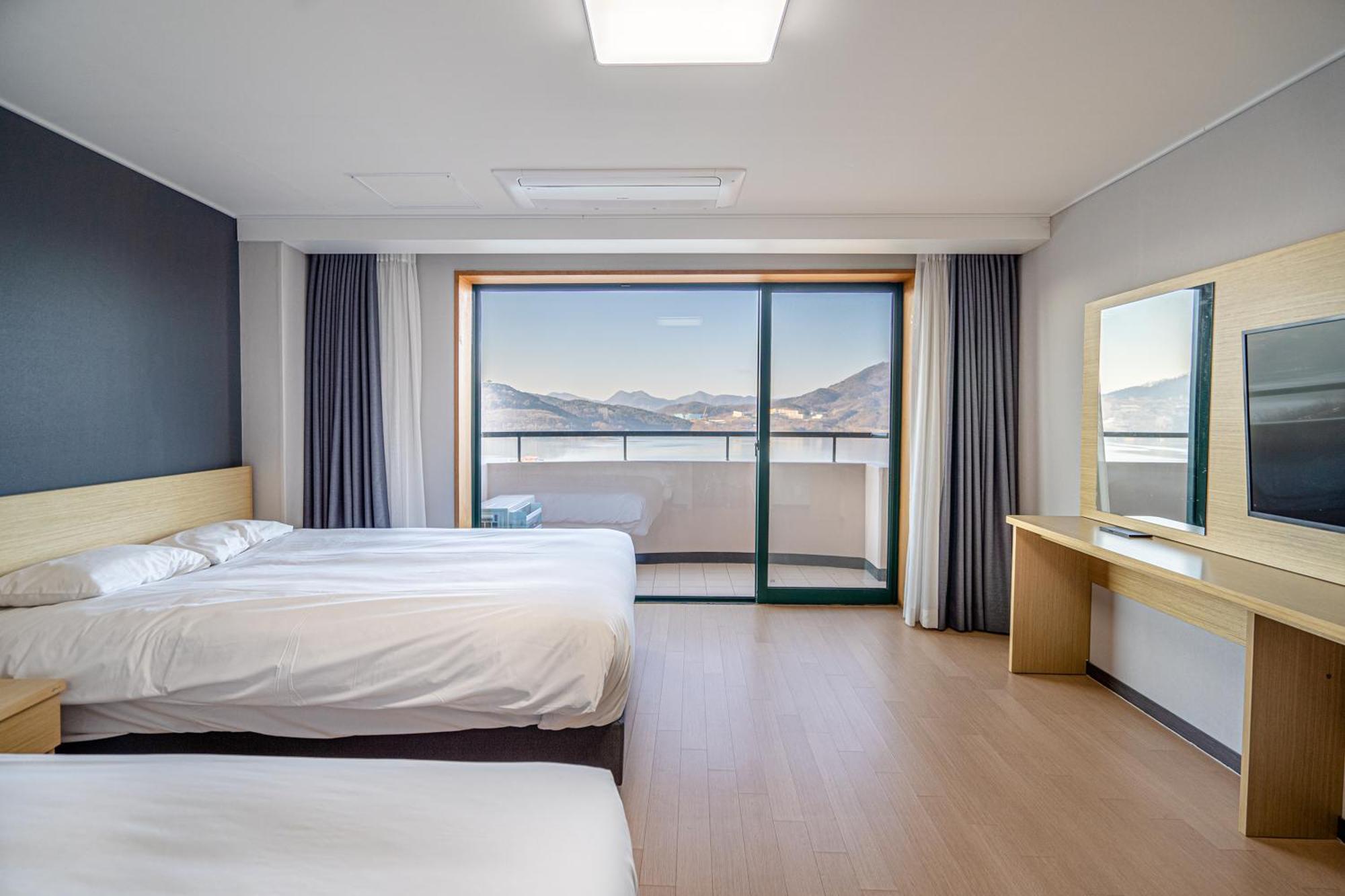 Cheongpung Resort Jecheon Extérieur photo