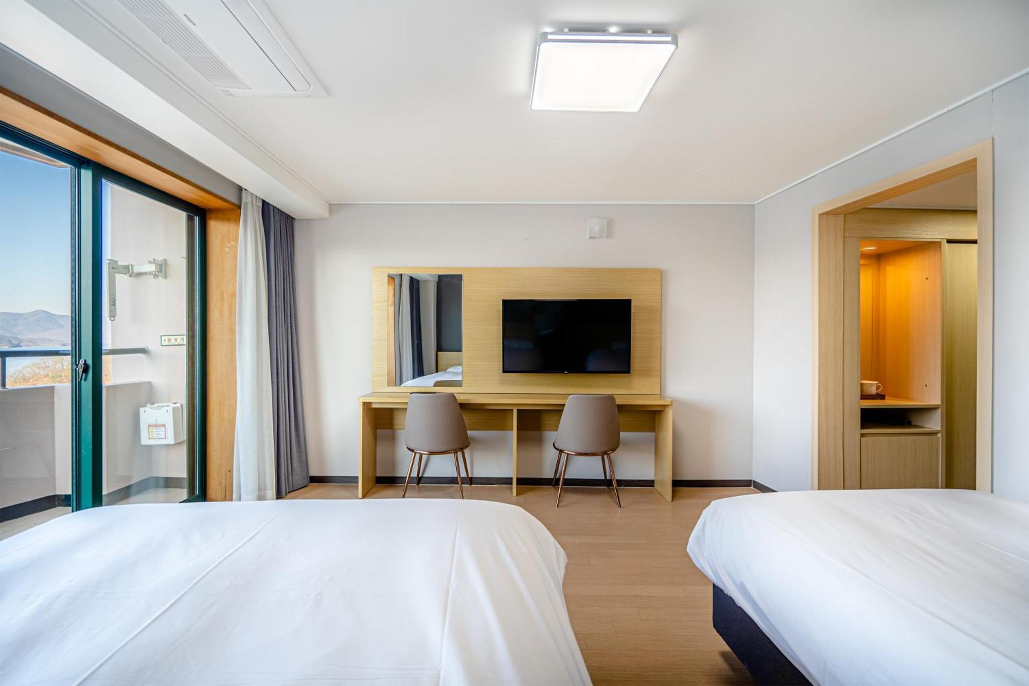 Cheongpung Resort Jecheon Extérieur photo