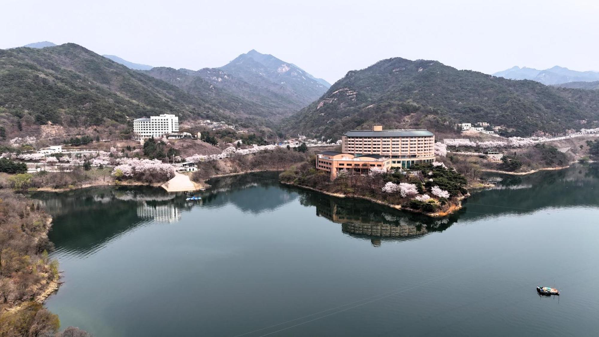 Cheongpung Resort Jecheon Extérieur photo