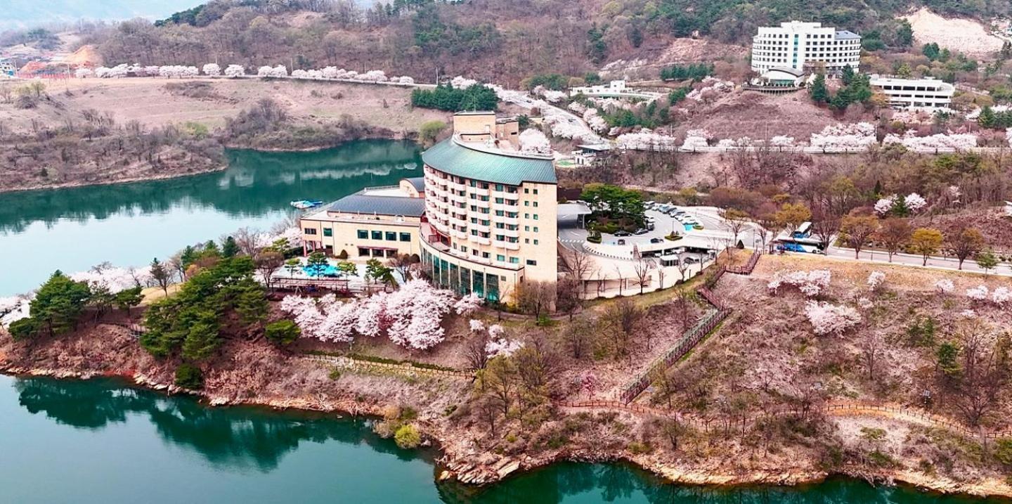 Cheongpung Resort Jecheon Extérieur photo